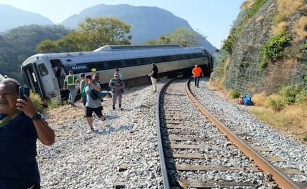 Tren Interoceánico se descarrila; hay 13 muertos