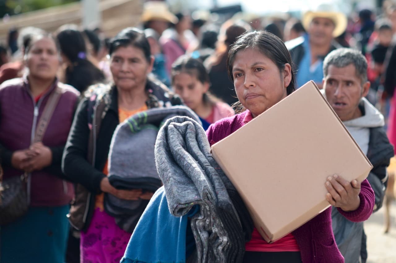 Abrigando Corazones llega a comunidades de Astacinga, Xoxocotla y Perote