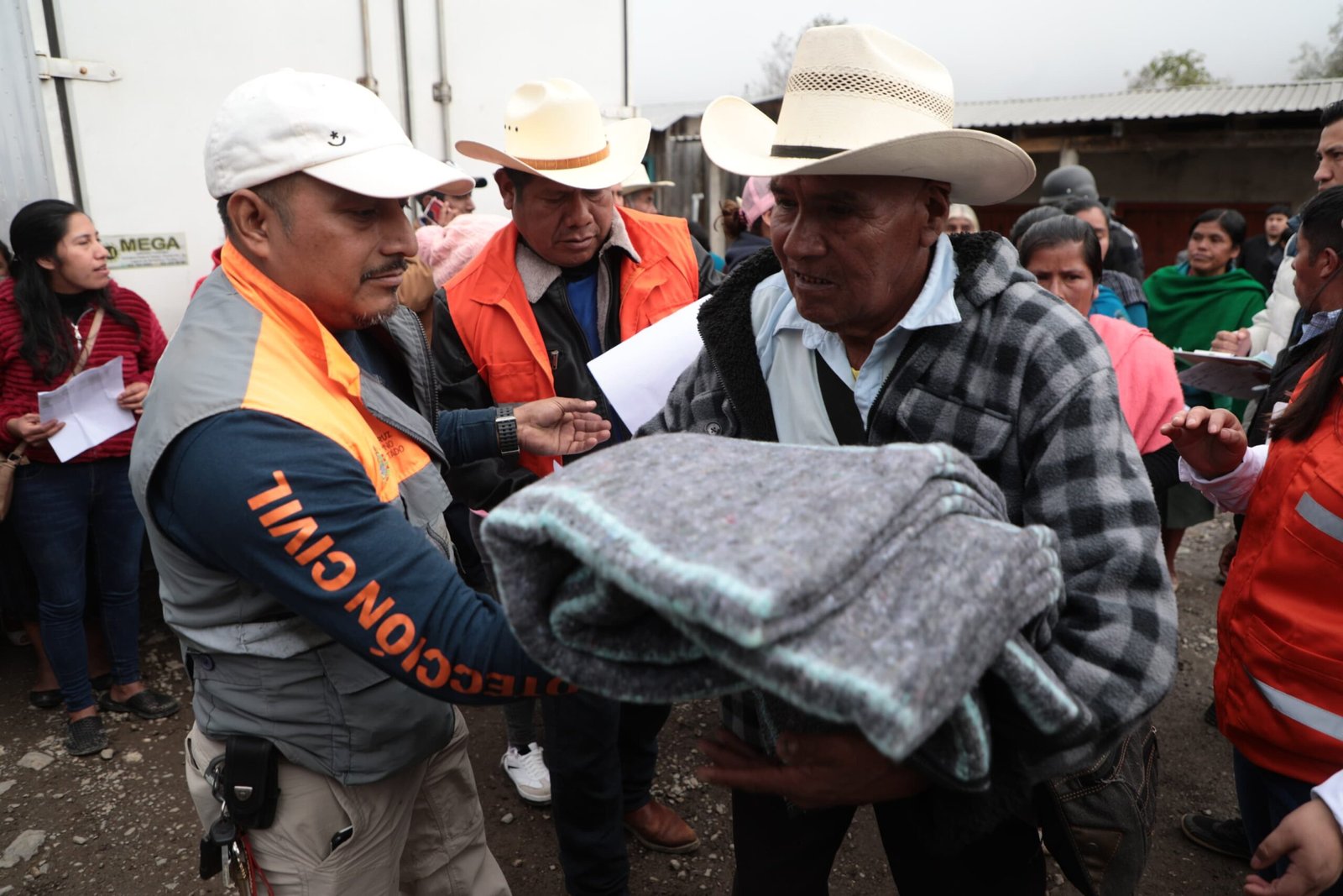 Caravana Abrigando Corazones regresa para atender a quienes más lo necesitan