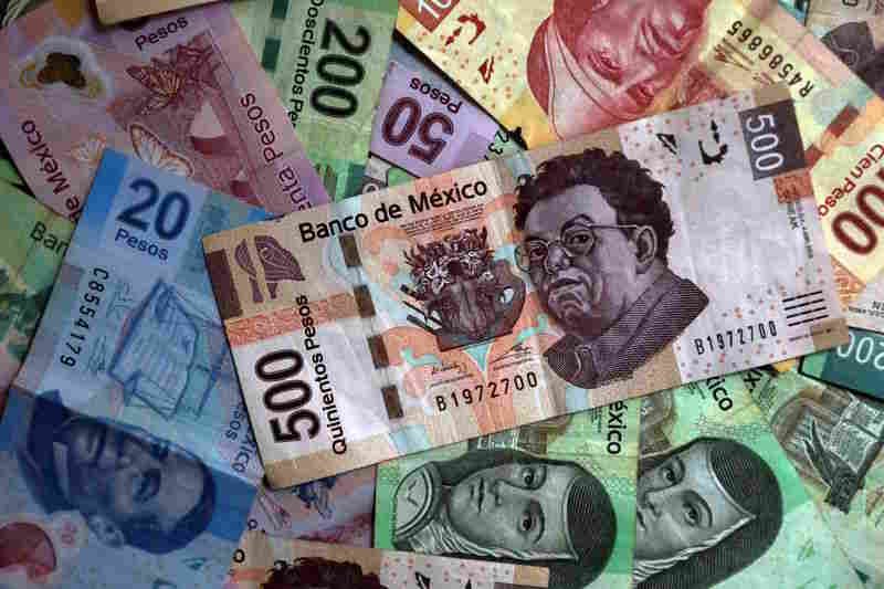 Tregua EEUU – Irán no convence al peso mexicano: Precio del dólar lucha en 17.30