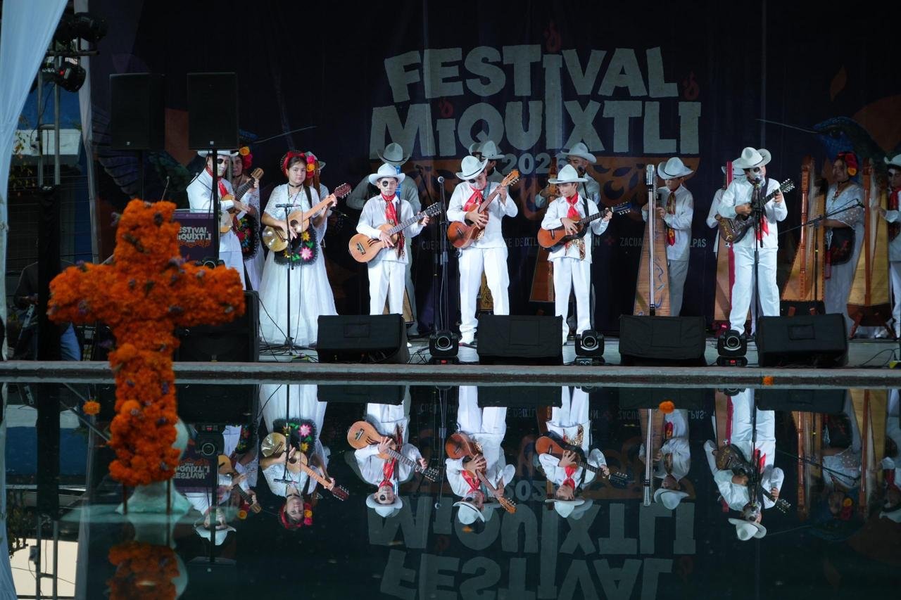 Tradiciones veracruzanas del Día de Muertos llegan al Festival Miquixtli de Morelos